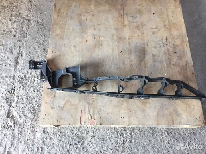 Bmw e70 e71 правый кронштейн крепление крыла