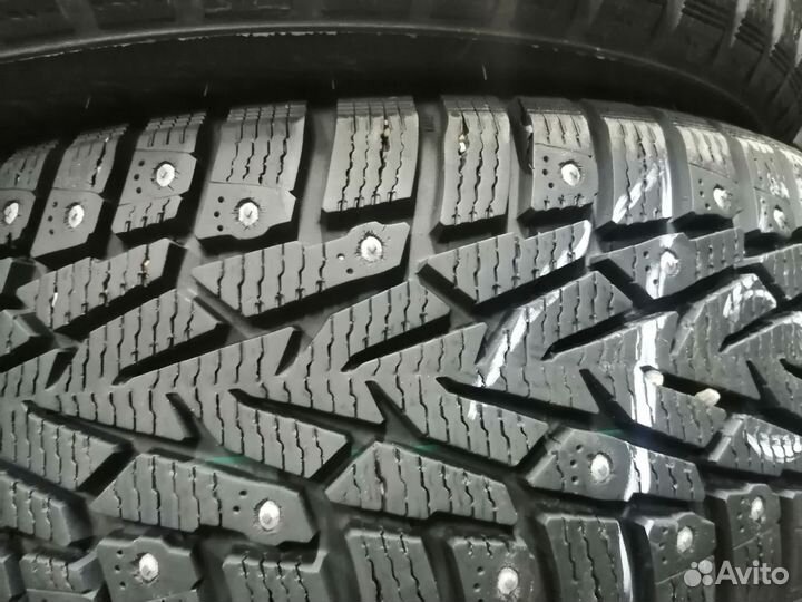 Nokian Tyres Hakkapeliitta 7 SUV 185/65 R15