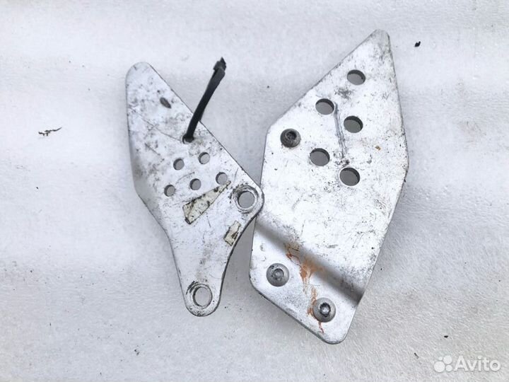 Kawasaki ZX6R 636 06 щитки ножек водителя