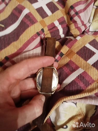 Часы старые