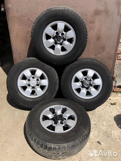 Диск литой R15 Toyota Hilux VII
