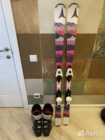 Комплект горные лыжи и ботинки