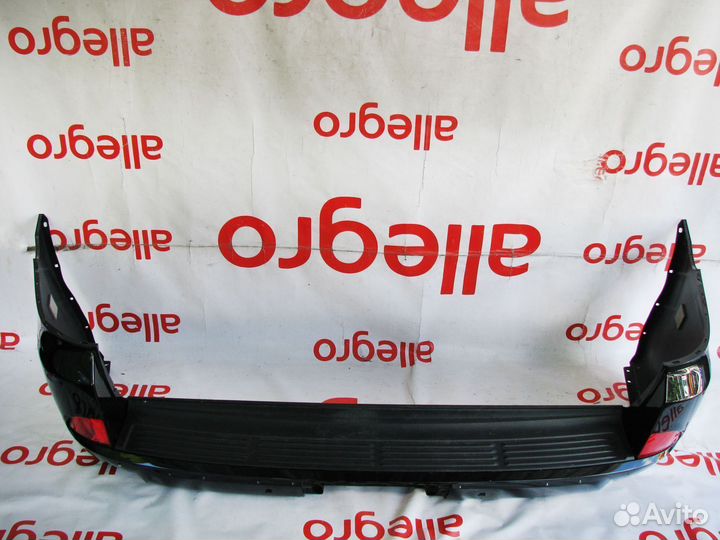 Lexus LX570 Задний бампер