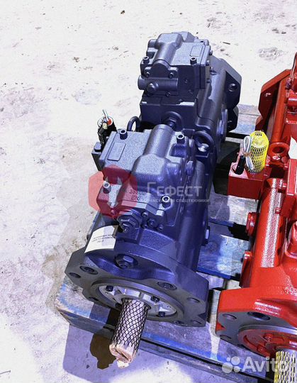 Гидравлический насос Hyundai R330LC-9S 31Q9-10030