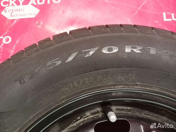 R14 Pirelli Cinturato P1 175/70, PCD 5x100 DIA 40