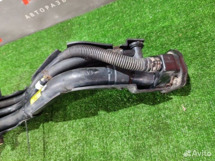 Заливная горловина топливного бака Kia Picanto 2