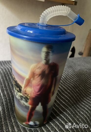 Коллекционные стаканы KFC Роналду