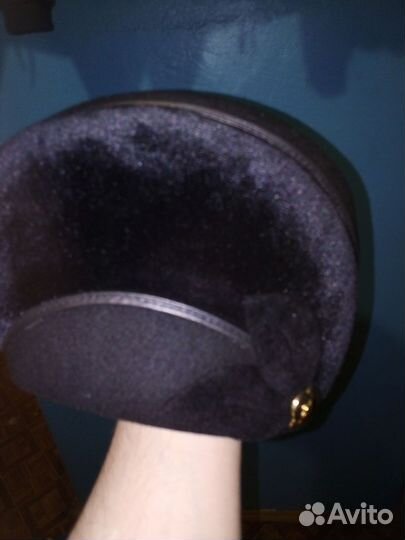 Женская шапка