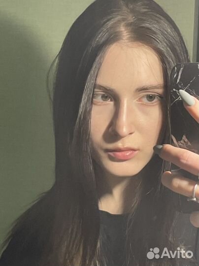 Официант, продавец-консультант