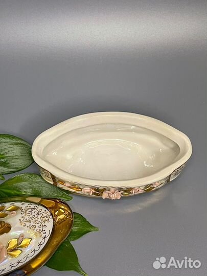 Шкатулка винтажная Европа фарфор позолота