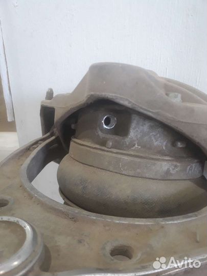 Стойка Фольксваген Туарег Правая