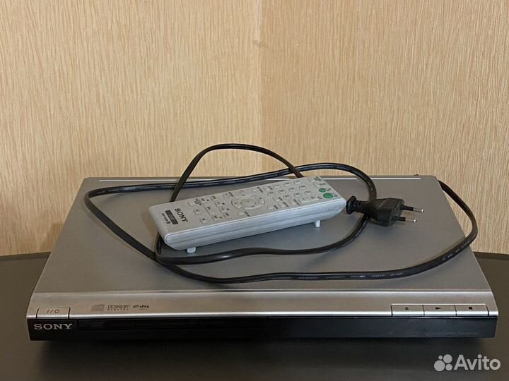 DVD/CD плеер Sony