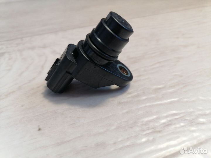 Датчик положения распредвала Honda