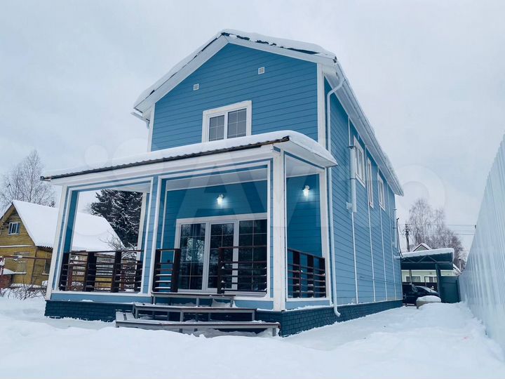 Дом 175 м² на участке 6 сот.