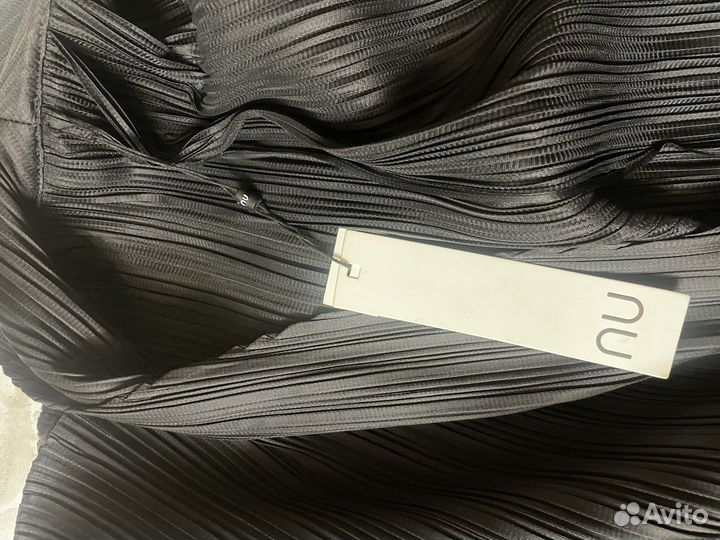 Накидка бренда NU