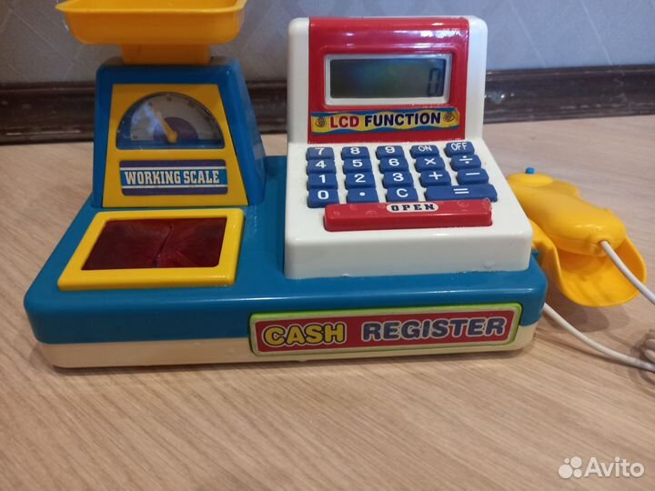 Игрушечная касса