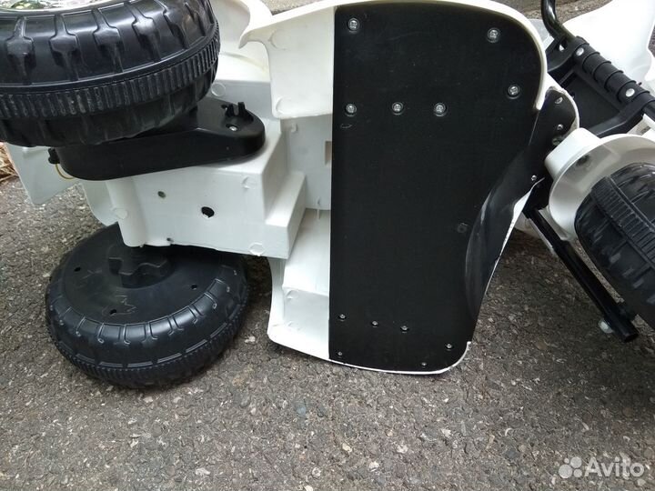 Детский электромотоцикл на запчасти