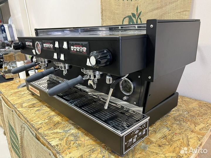 Кофемашина la marzocco linea