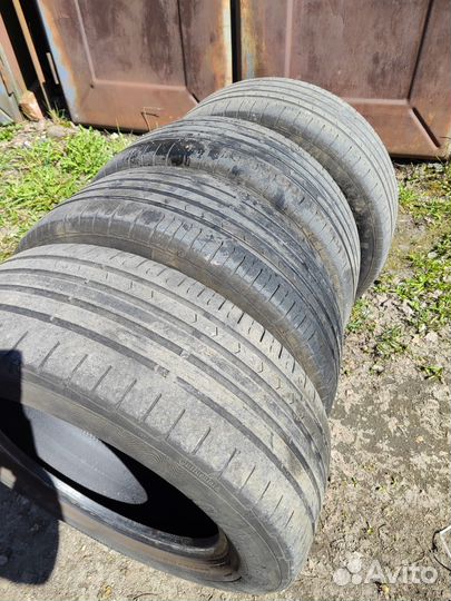 Continental ContiPremiumContact 5 215/60 R16 95H