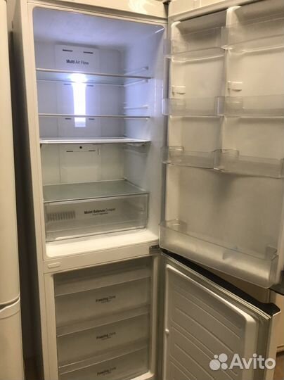 Холодильник LG. Full no frost