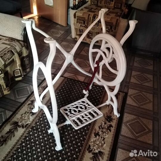 Чугунная станина фирмы howe