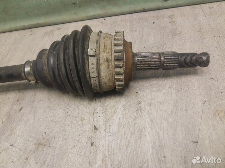 Привод передний левый Opel Corsa C 1.0 2000-2006