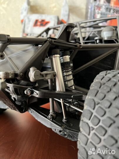 Traxxas UDR 6S FOX