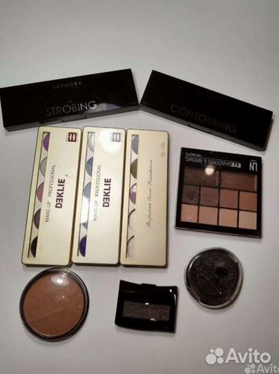 Палитра теней Deklie