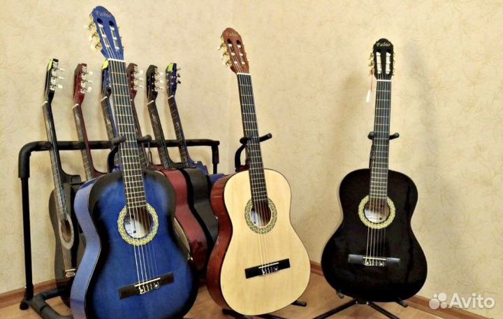 Акустическая гитара