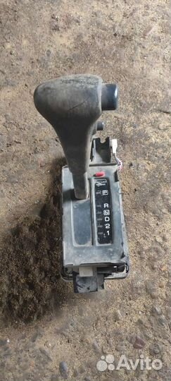 Селектор АКПП Ниссан Блюберд U14