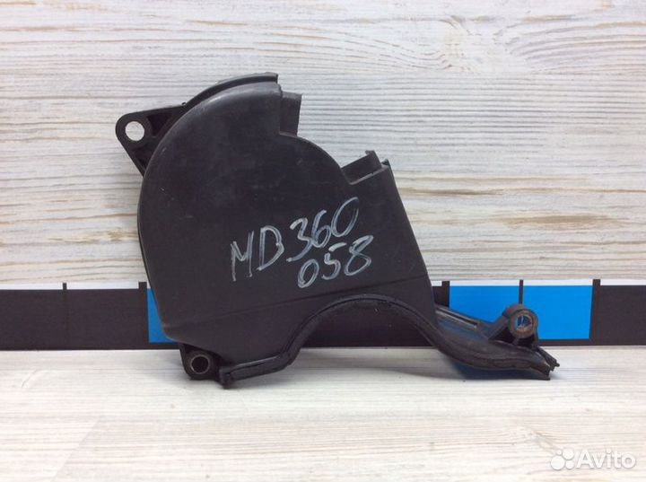 Кожух ремня грм правый Mitsubishi Pajero/Montero