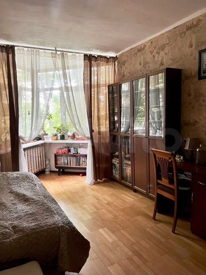 4-к. квартира, 120 м², 3/9 эт.