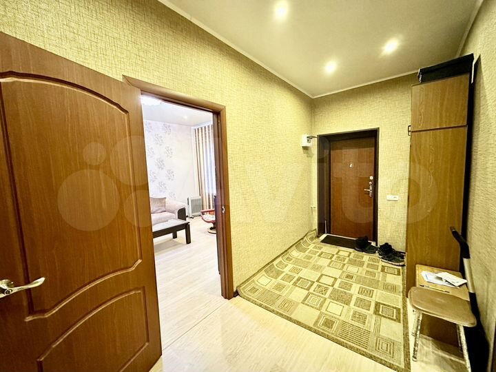 2-к. квартира, 52,9 м², 1/3 эт.