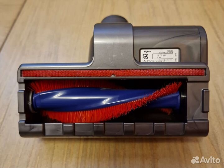 Мини-электрощётка dyson v8 158685 новая