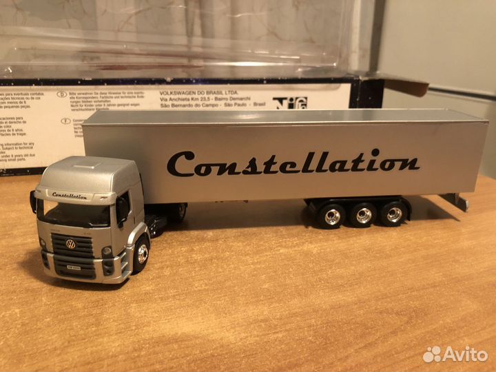 VW Constellation 1/43 Schuco Brasil