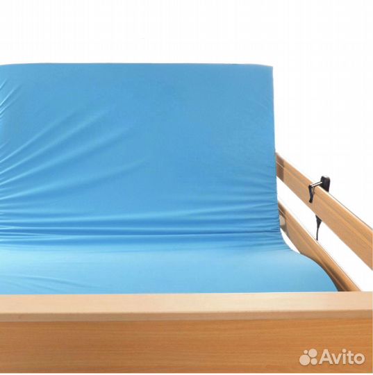 Медицинская кровать функциональная