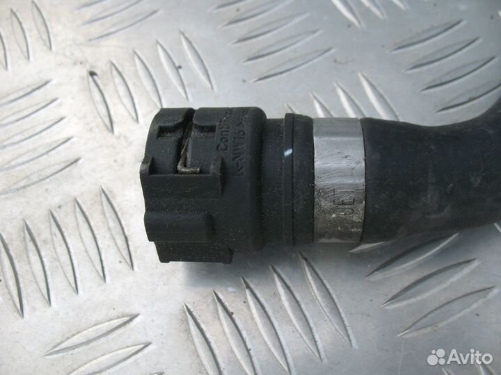 Патрубок охлаждения BMW X5 E53 M54B30 2002г