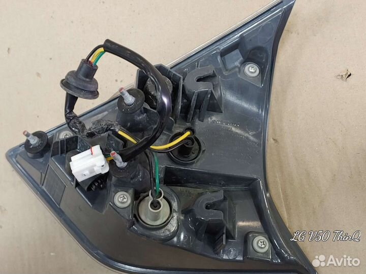 Фонарь задний внутренний nissan X-treil T32