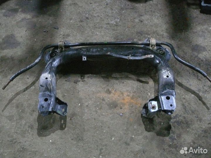 Балка моторная Audi 100 45 кузов 1992