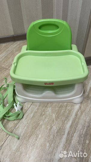 Стульчик-бустер для кормления fisher price