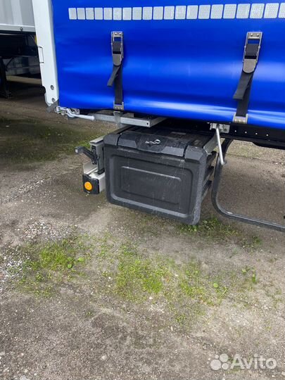 Полуприцеп шторный Krone SD, 2023