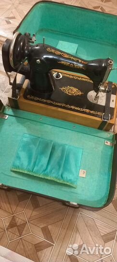 Швейная машинка ручная