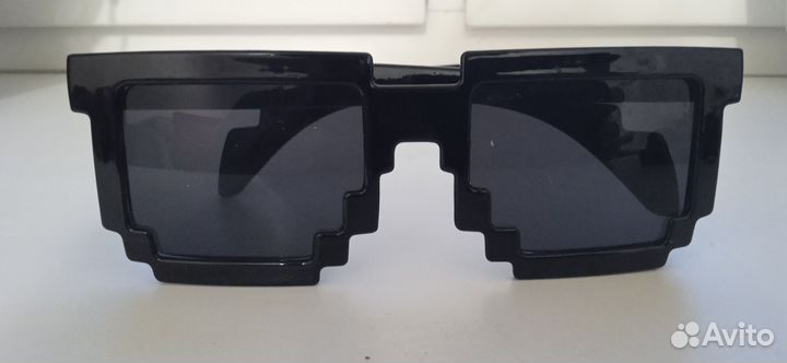 Солнцезащитные очки