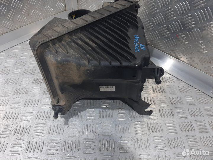 Корпус воздушного фильтра Kia Sportage QL G4KJ