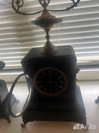 Старинные каминные часы с подсвечниками (мрамор)