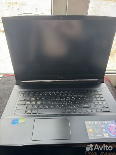 Ноутбук msi katana 17 b12v