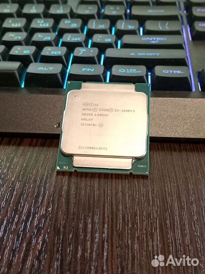 Процессор Intel Xeon E5 2690v3 (2666v3) lga 2011-3