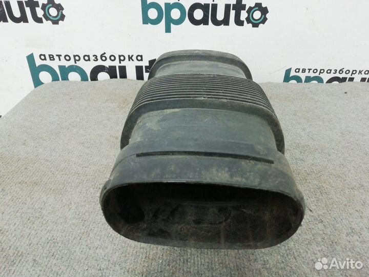 Патрубок воздушного фильтра 13717548901 BMW Х5 E70