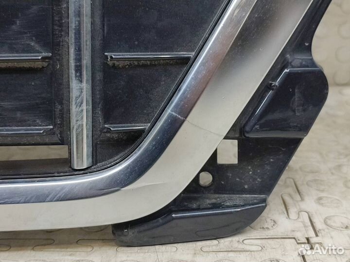 Решетка радиатора Audi Q3 F3 2018