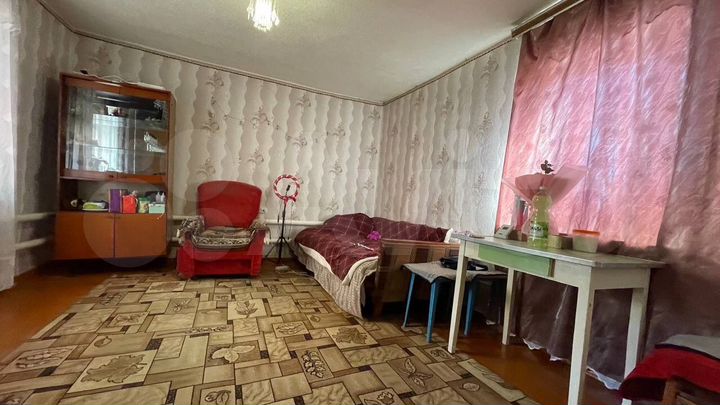 Дом 27,3 м² на участке 1 сот.